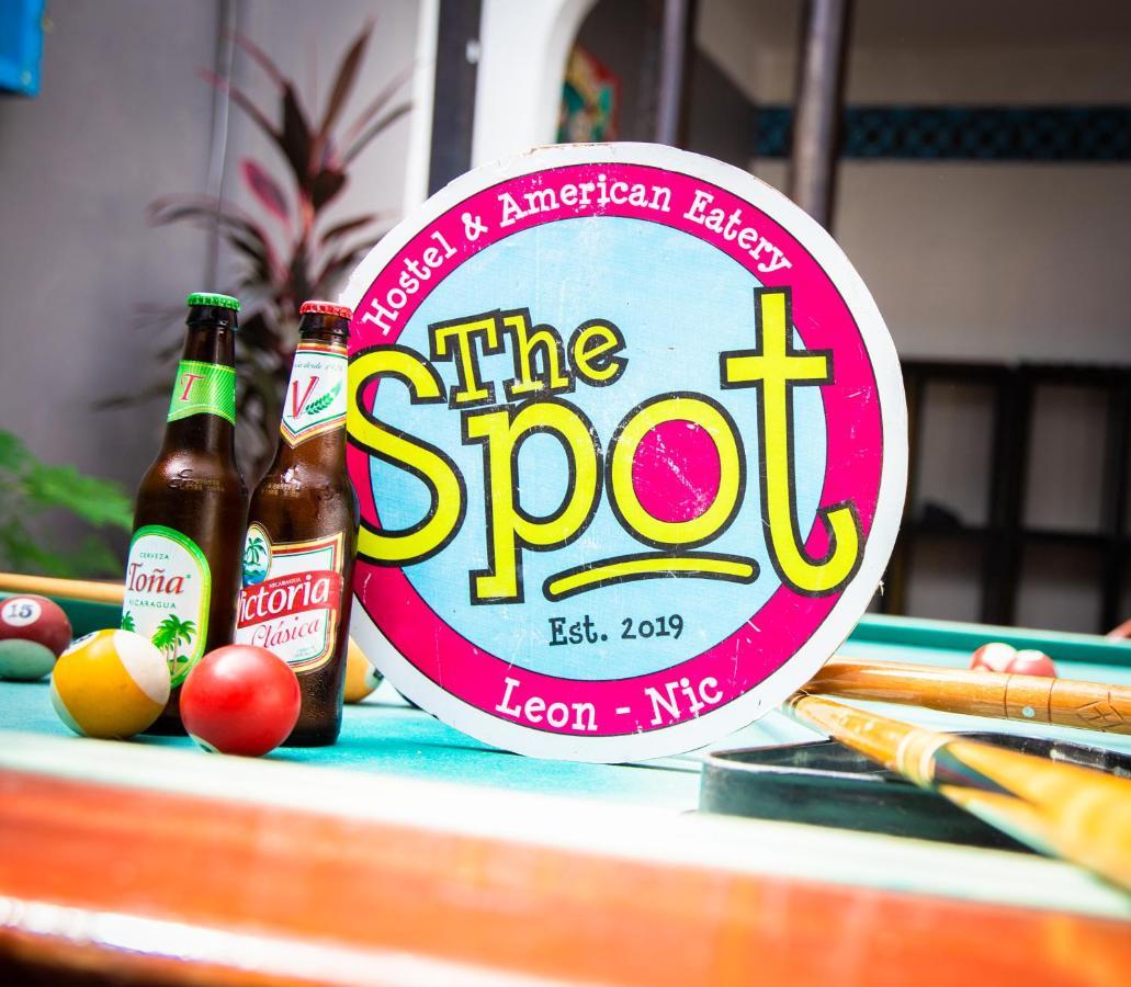 The Spot Hostel León Екстериор снимка